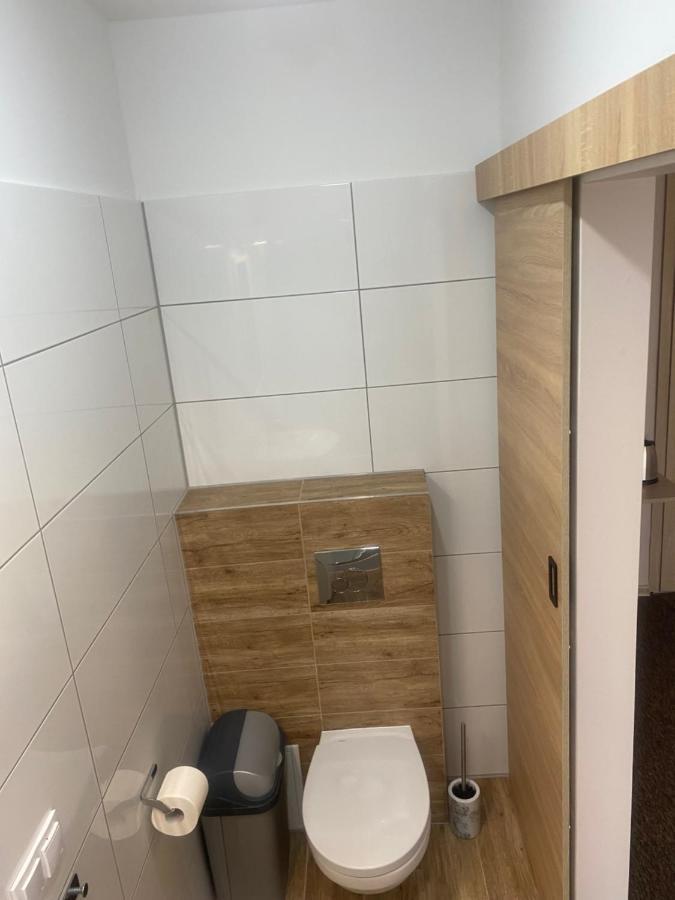 וובה Pokoje Goscinne " Awia " מראה חיצוני תמונה